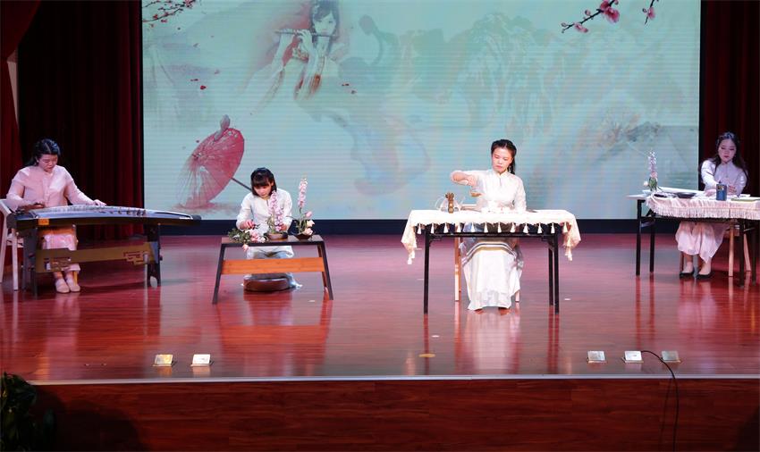 安博线上平台,安博（中国）2019年度工作动员大会---传统文化展示《茶花墨韵》